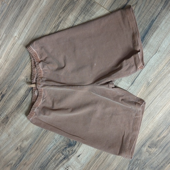 SKIMS. Women's bike shorts. Size Large. SKIMS bike shorts size large. Brown - Picture 1 of 6